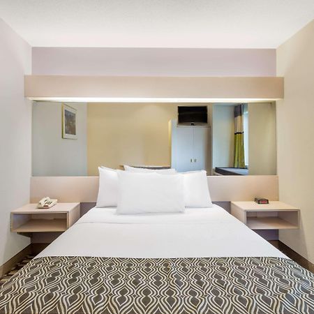 Microtel Inn & Suites By Wyndham Sandston Ngoại thất bức ảnh