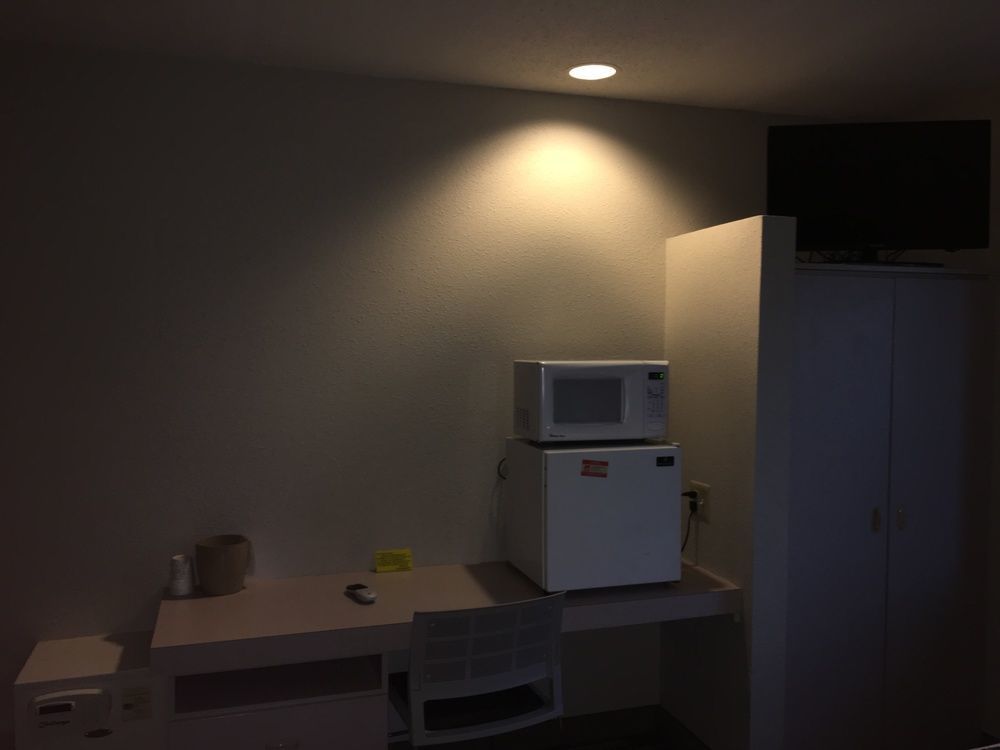 Microtel Inn & Suites By Wyndham Sandston Ngoại thất bức ảnh